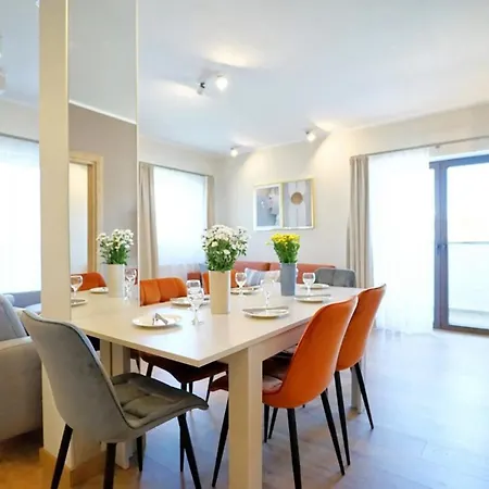 Apartman Z Tarasem Karkonoska - Apartamentuj